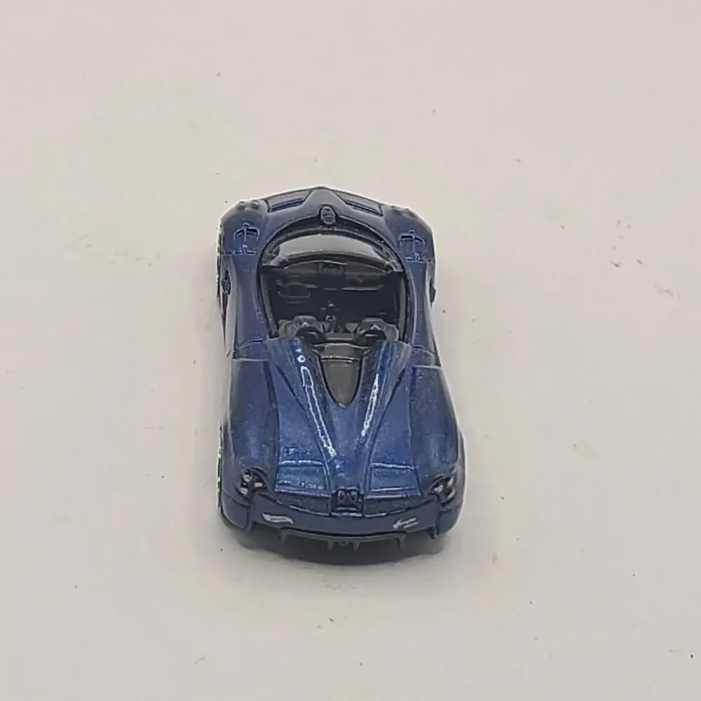 Hot Wheels ‘17 Pagani Huayra Roadster #290 HW '17 Exotics 4/10 Blue Loose